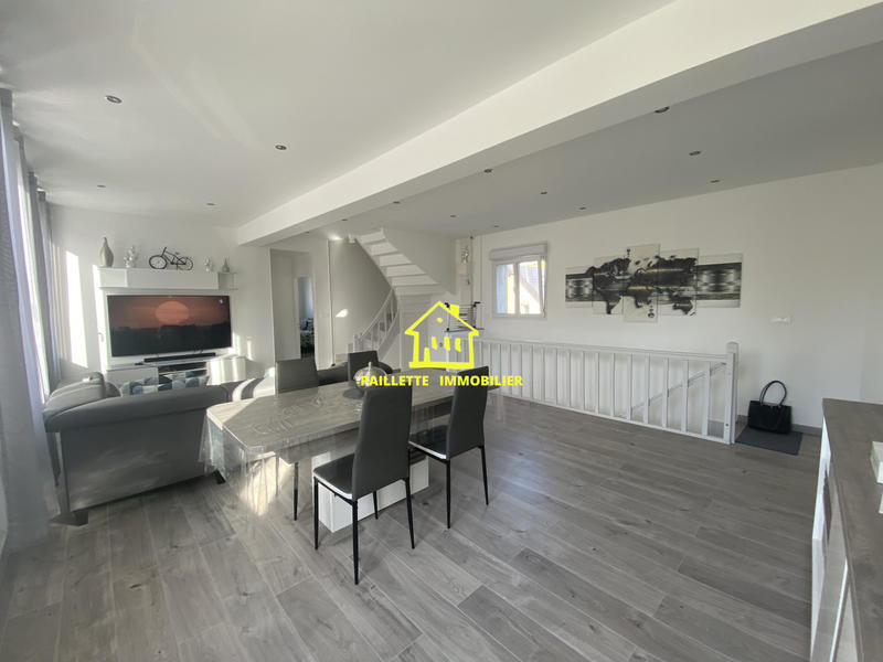 Appartement - 120 m² - 5 pièces