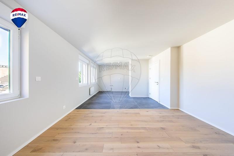 Appartement - 101 m² - 5 pièces