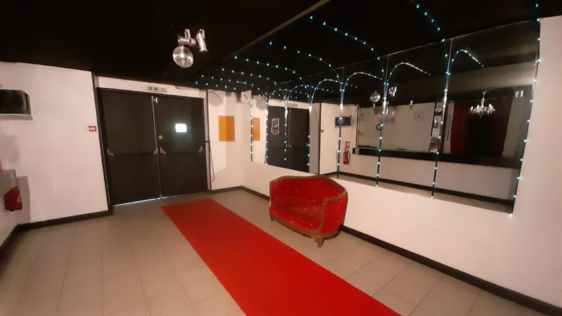 Fonds de commerce - 460 m²