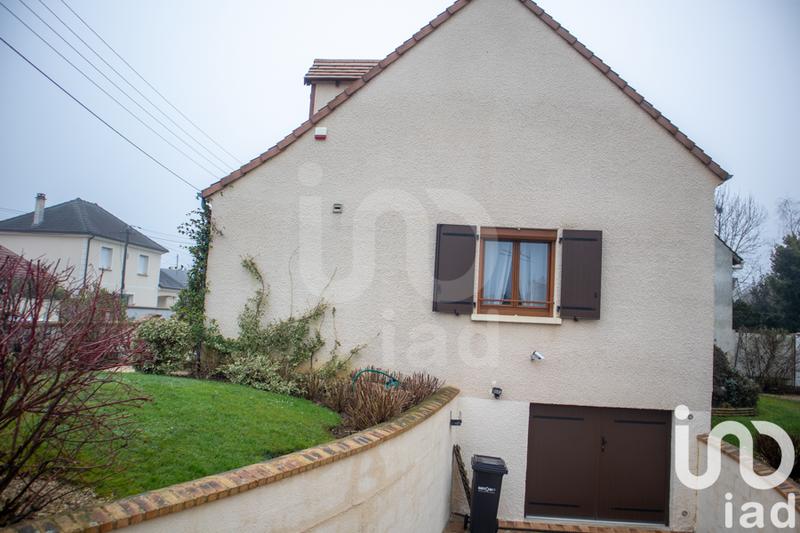 Maison - 110 m² - 6 pièces