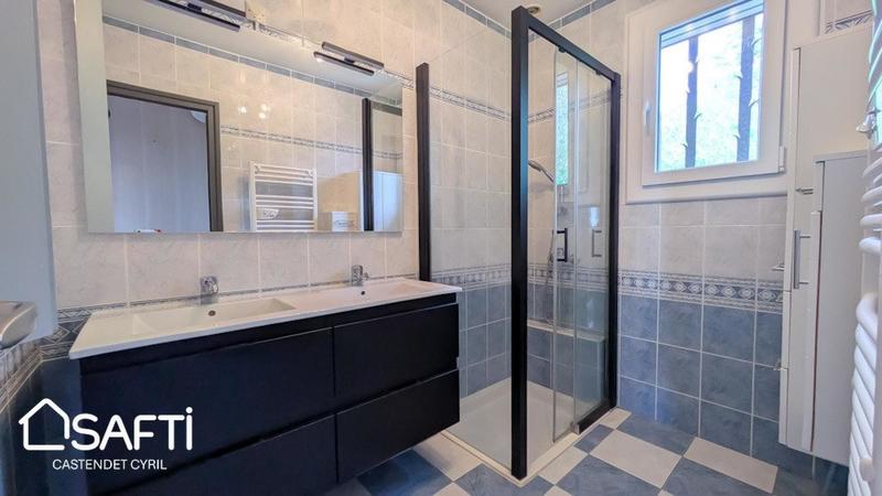 Maison - 96 m² - 5 pièces