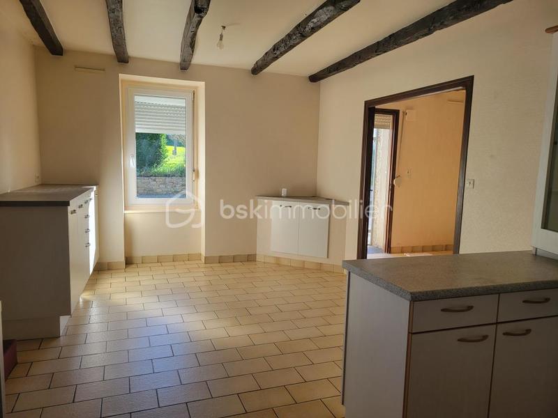 Maison en pierre - 137 m² - 7 pièces