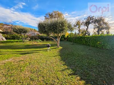 Villa - 155 m² - 6 pièces