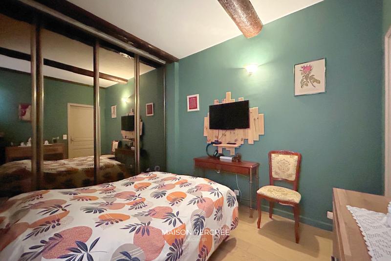 Appartement - 84 m² - 4 pièces