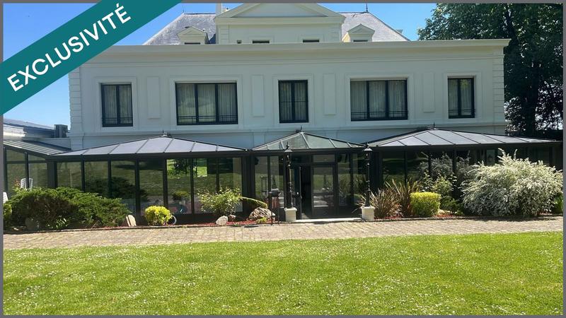 Château - 1 150 m² - 15 pièces