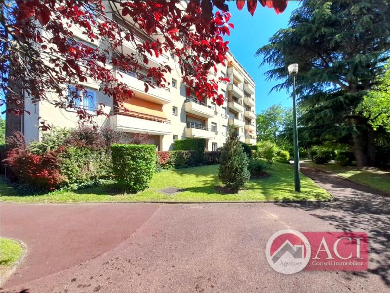 Appartement - 83 m² - 4 pièces