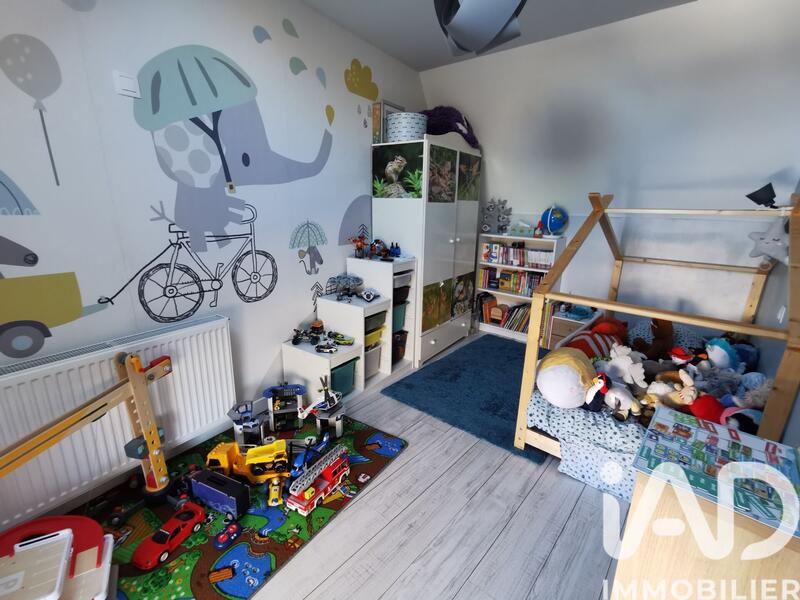 Maison - 96 m² - 4 pièces