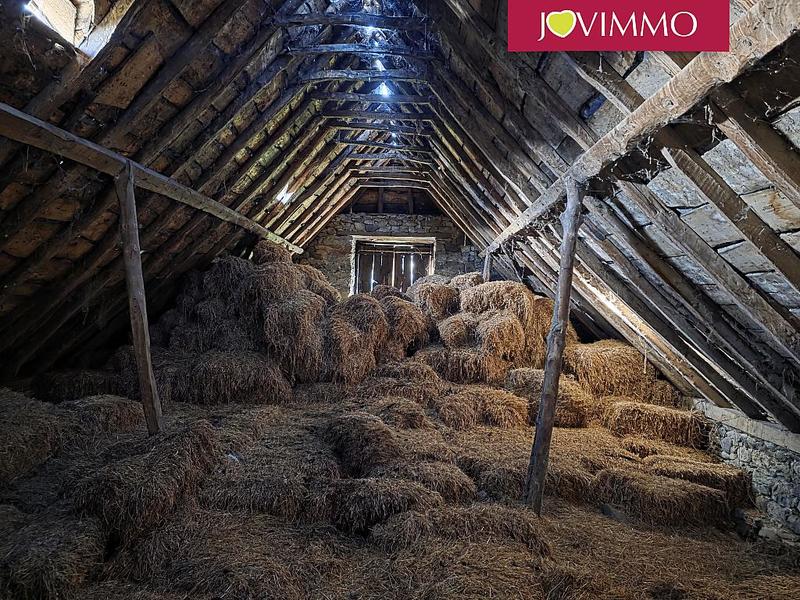 Maison - 300 m² - 1 pièce