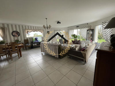 Maison - 115 m² - 4 pièces