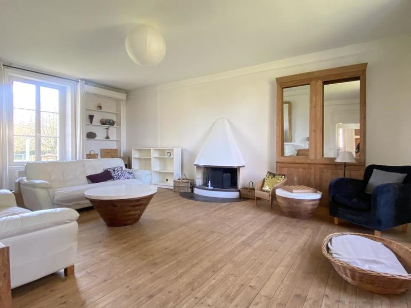 Maison - 209 m² - 8 pièces