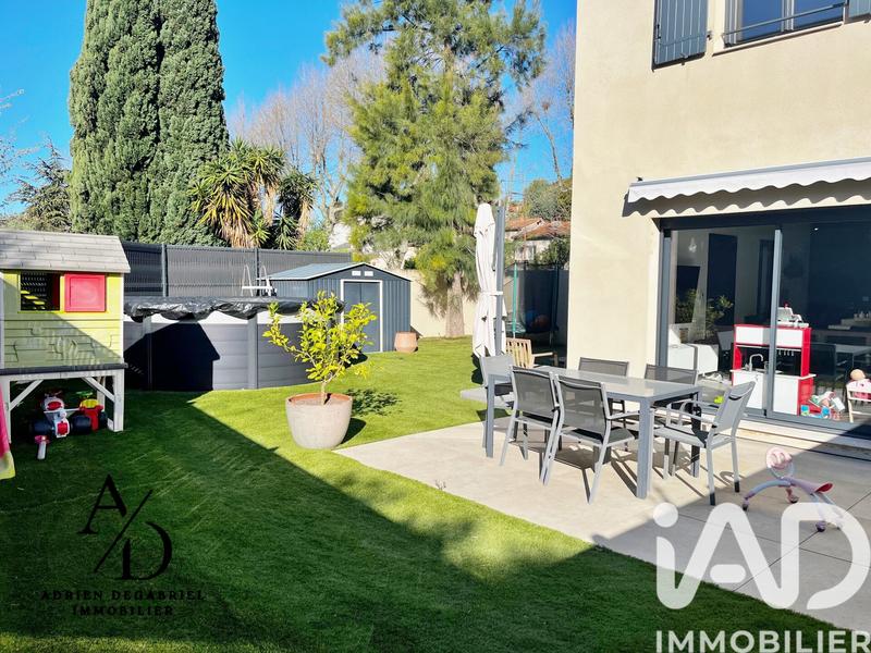 Maison - 90 m² - 4 pièces