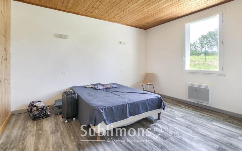 Maison traditionnelle - 140 m² - 7 pièces