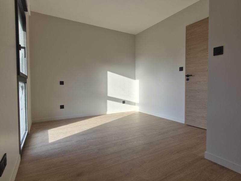 Appartement - 102 m² - 4 pièces