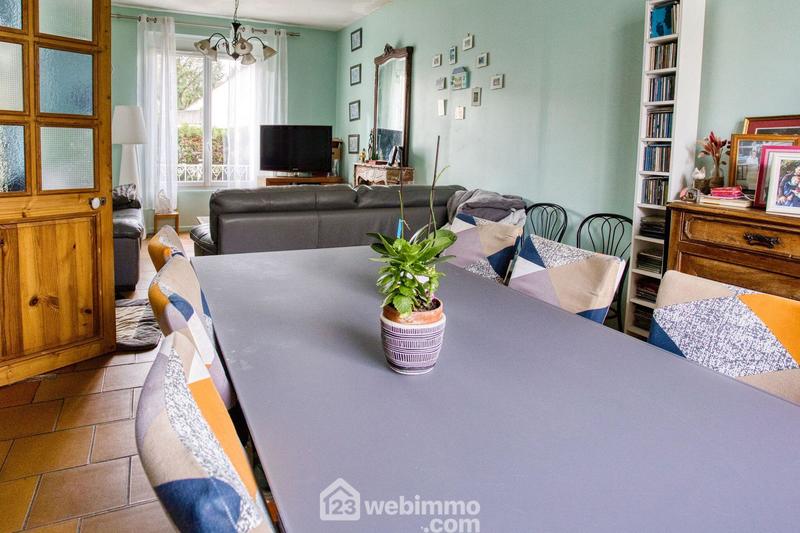 Maison de ville - 136 m² - 8 pièces