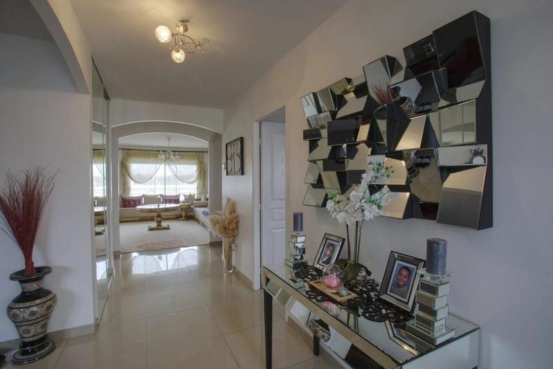 Maison - 158 m² - 6 pièces