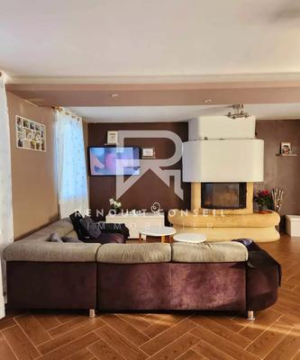 Maison de ville - 135 m² - 6 pièces