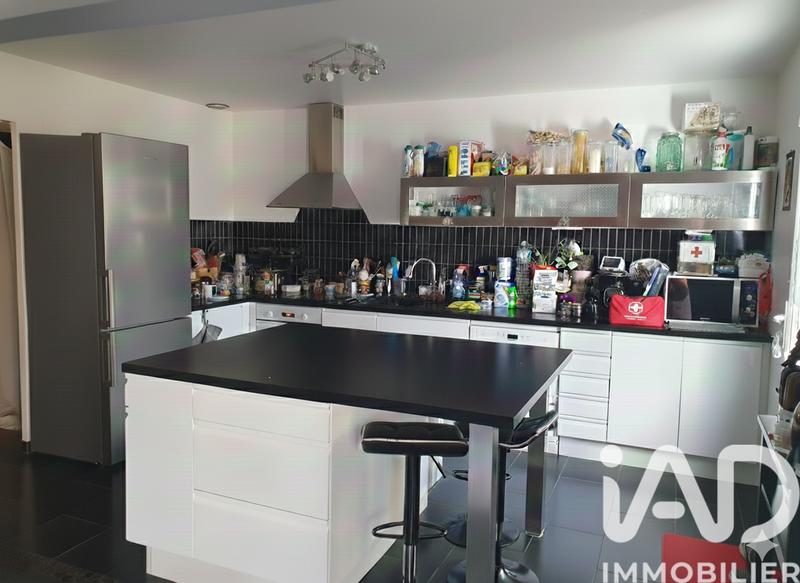 Maison - 92 m² - 4 pièces