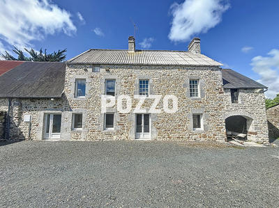 Maison - 134 m² - 9 pièces