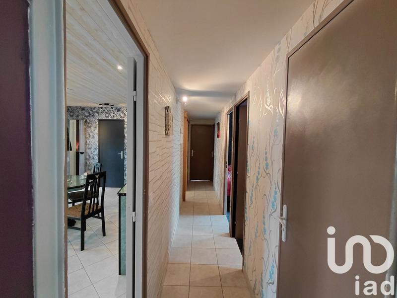 Maison - 99 m² - 6 pièces