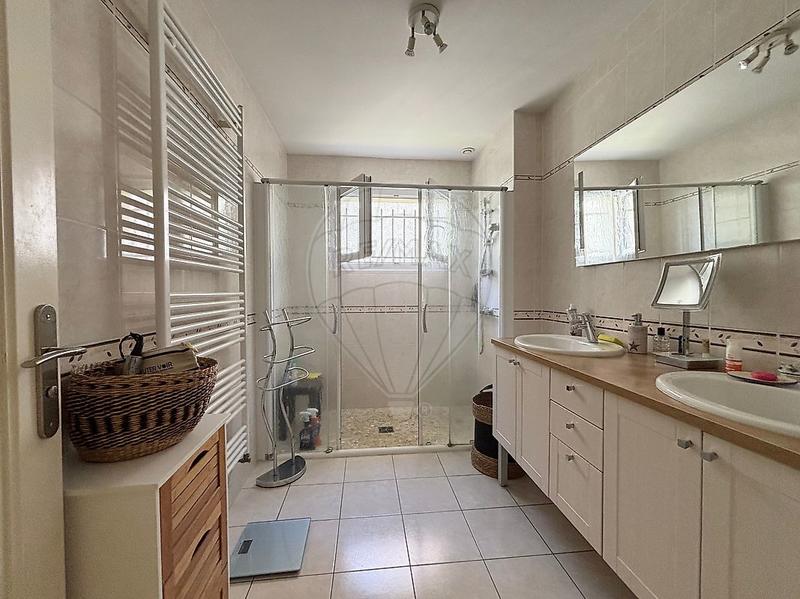 Maison - 126 m² - 5 pièces