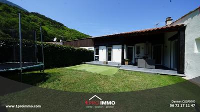 Maison jumelée - 84 m² - 4 pièces