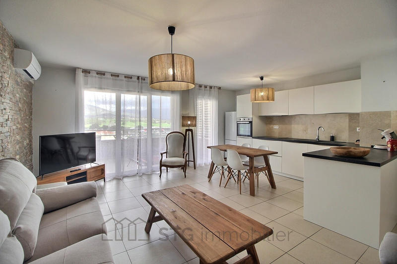 Appartement - 68 m² - 3 pièces