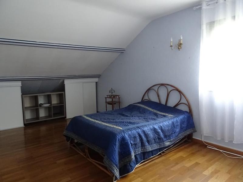 Maison - 150 m² - 8 pièces