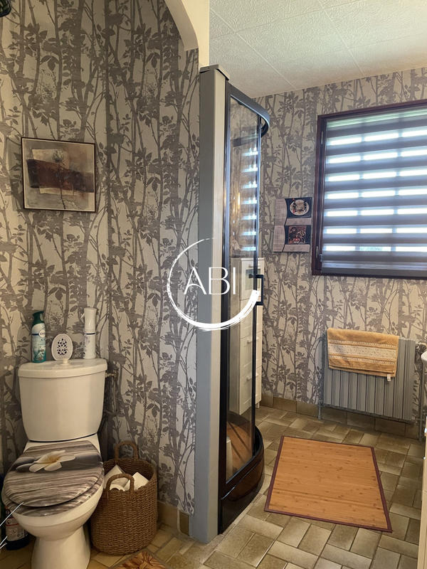 Maison traditionnelle - 130 m² - 6 pièces