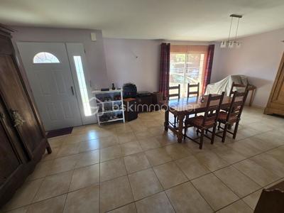 Maison - 113 m² - 6 pièces