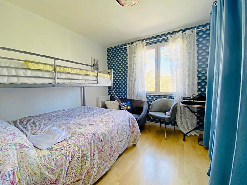 Appartement - 90 m² - 4 pièces