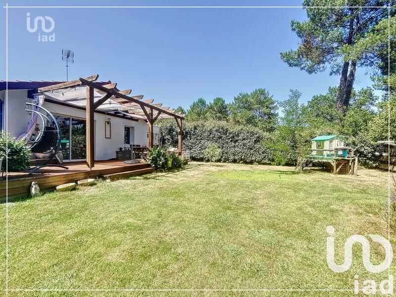 Maison - 96 m² - 4 pièces