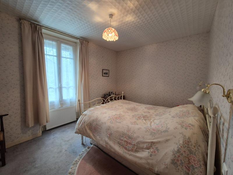 Maison - 95 m² - 5 pièces