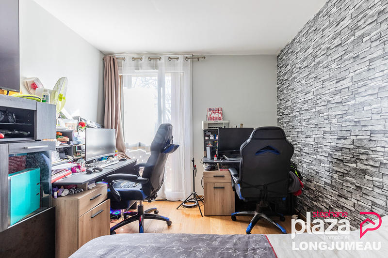 Appartement - 77 m² - 4 pièces