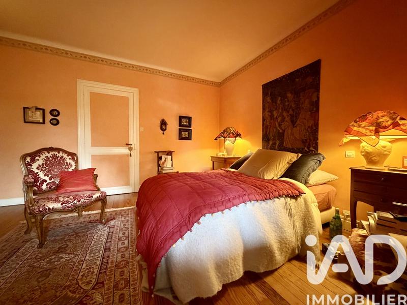 Maison - 271 m² - 6 pièces