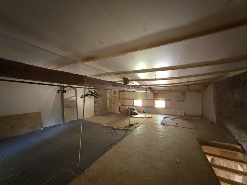 Maison - 231 m² - 6 pièces