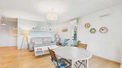 Appartement - 72 m² - 3 pièces