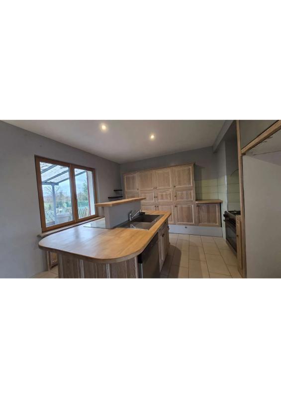 Maison - 151 m² - 6 pièces