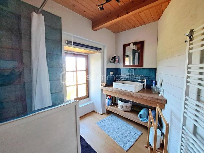 Demeure - 200 m² - 8 pièces