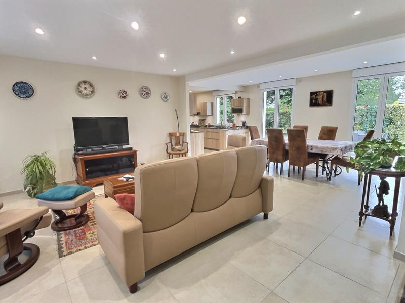 Maison - 147 m² - 6 pièces