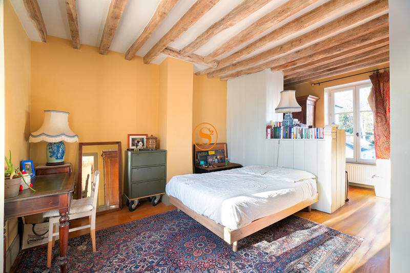 Maison - 167 m² - 6 pièces