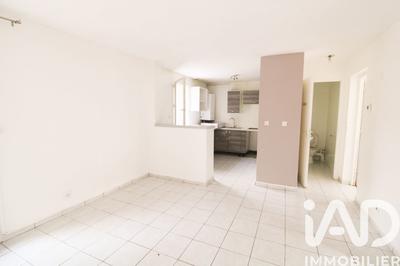 Maison - 80 m² - 5 pièces