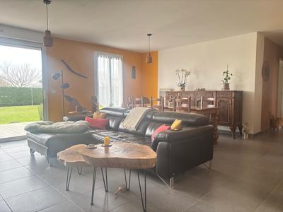 Maison - 107 m² - 5 pièces