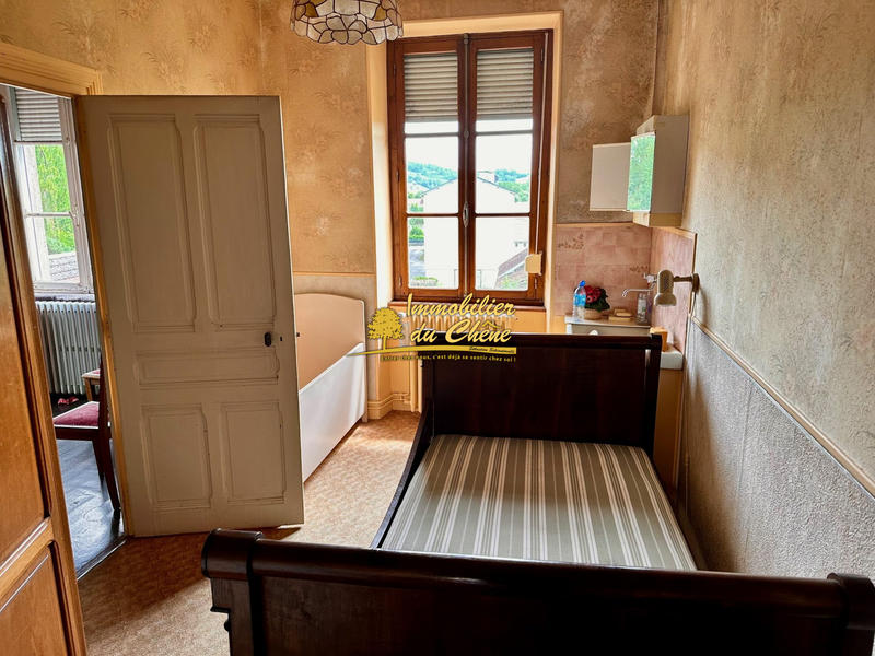 Maison ancienne - 179 m² - 7 pièces