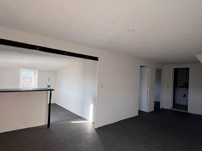 Maison - 275 m² - 12 pièces