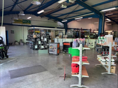 Local d'activité / Entrepôt - 1 100 m²