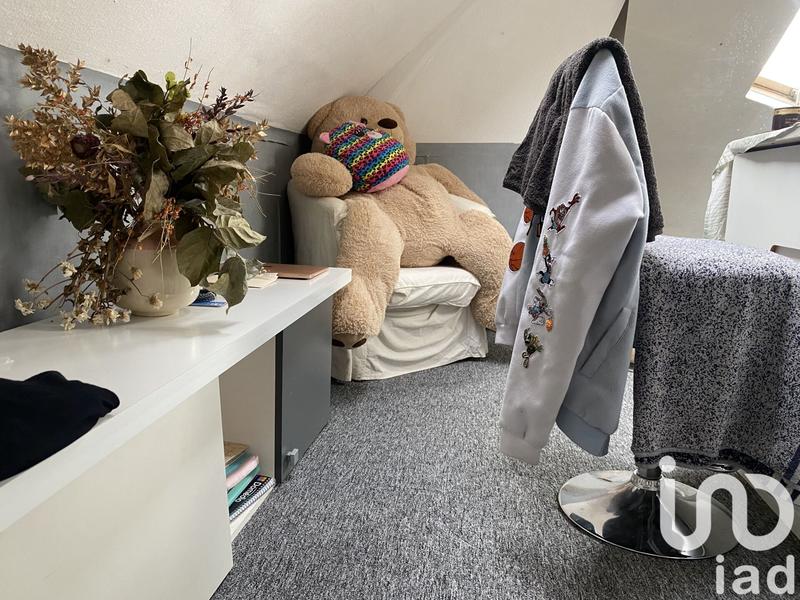 Maison - 99 m² - 4 pièces