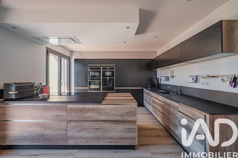 Appartement - 101 m² - 4 pièces