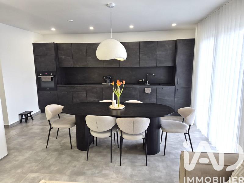 Appartement - 75 m² - 3 pièces