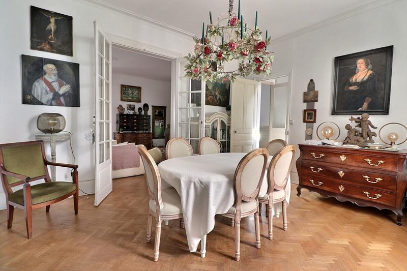 Maison - 170 m² - 8 pièces