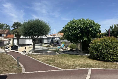 Maison - 162 m² - 6 pièces